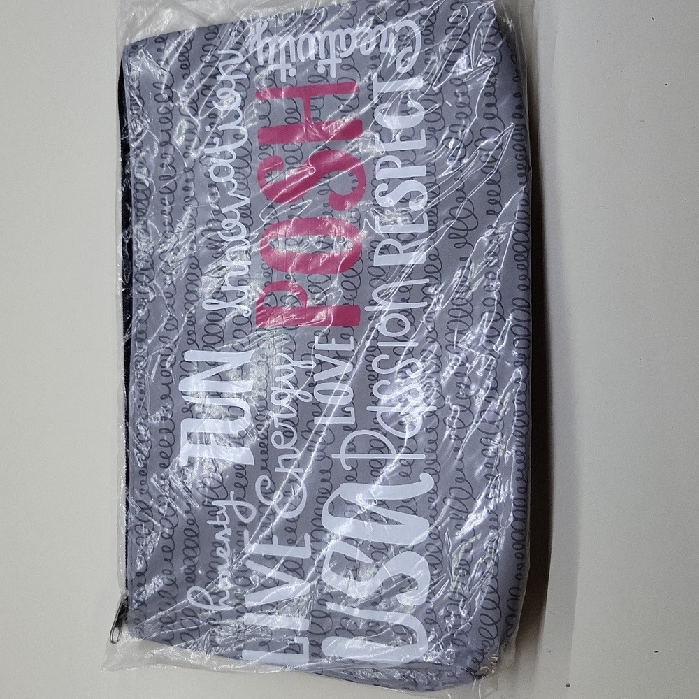 Perfectly Posh Storge Bag